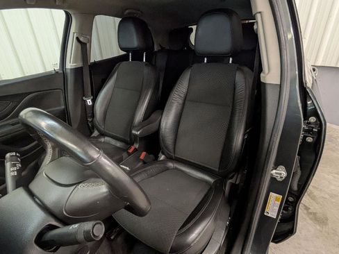 Used 2017 Buick Encore Preferred FWD image 3
