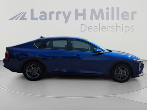 Used 2025 Kia K4 FWD image 6