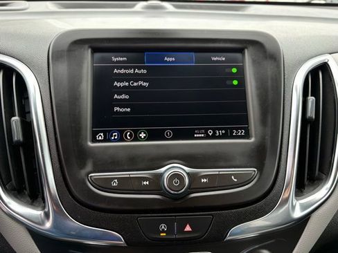 Used 2024 Chevrolet Equinox LT image 18