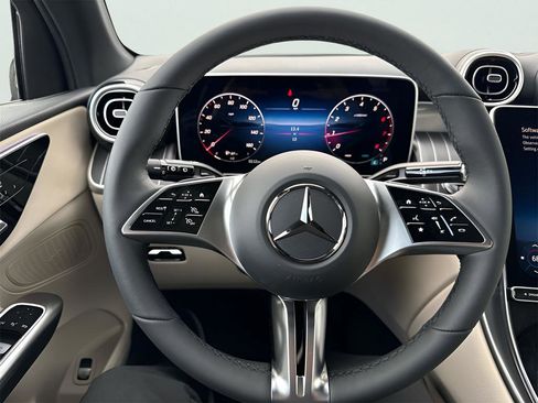 Certified 2026 Mercedes-Benz GLC 300 4MATIC image 14