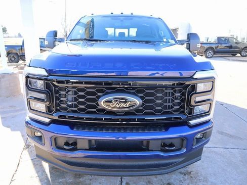 New 2026 Ford F250 Lariat w/ Black Appearance Package AWD/4WD image 11