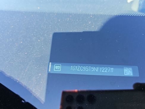 Used 2022 Chevrolet Malibu LS image 9