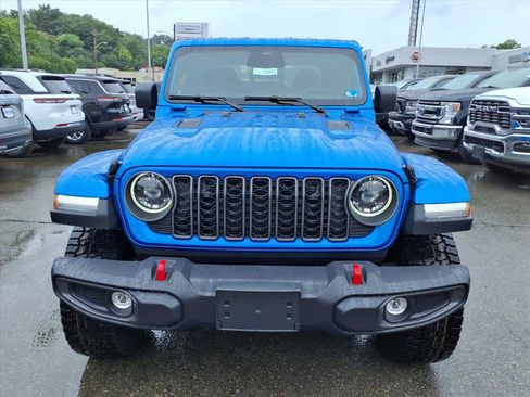 New 2026 Jeep Gladiator Rubicon w/ Steel Power Dome Hood Package AWD/4WD image 9