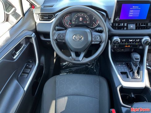 Certified 2025 Toyota RAV4 XLE AWD/4WD image 17