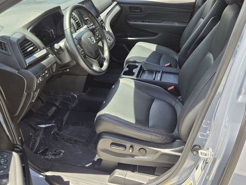 Certified 2024 Honda Odyssey Sport image 10