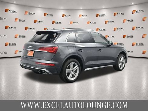 Used 2021 Audi Q5 e Premium Plus w/ Premium Plus Package AWD/4WD image 5