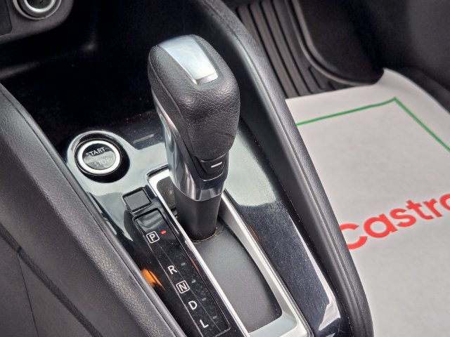 Used 2020 Nissan Kicks S FWD image 28