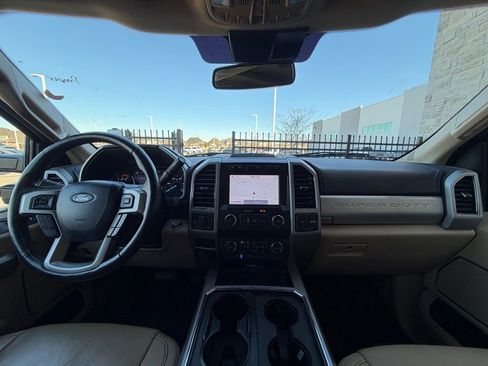 Used 2021 Ford F250 Lariat w/ Lariat Ultimate Package image 26