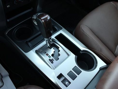 Used 2022 Toyota 4Runner Limited AWD/4WD image 20