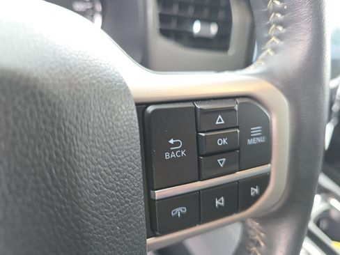 Used 2024 Ford Expedition XLT AWD/4WD image 26