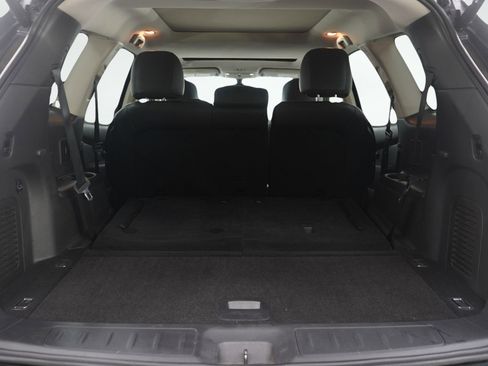 Used 2016 Nissan Pathfinder Platinum image 9