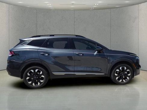 Used 2024 Kia Sportage X-Line AWD/4WD image 32