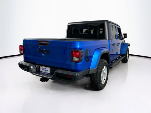 Used 2023 Jeep Gladiator Sport AWD/4WD image 5