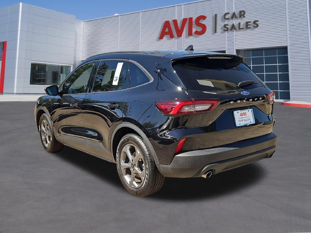Used 2025 Ford Escape ST-Line FWD image 7