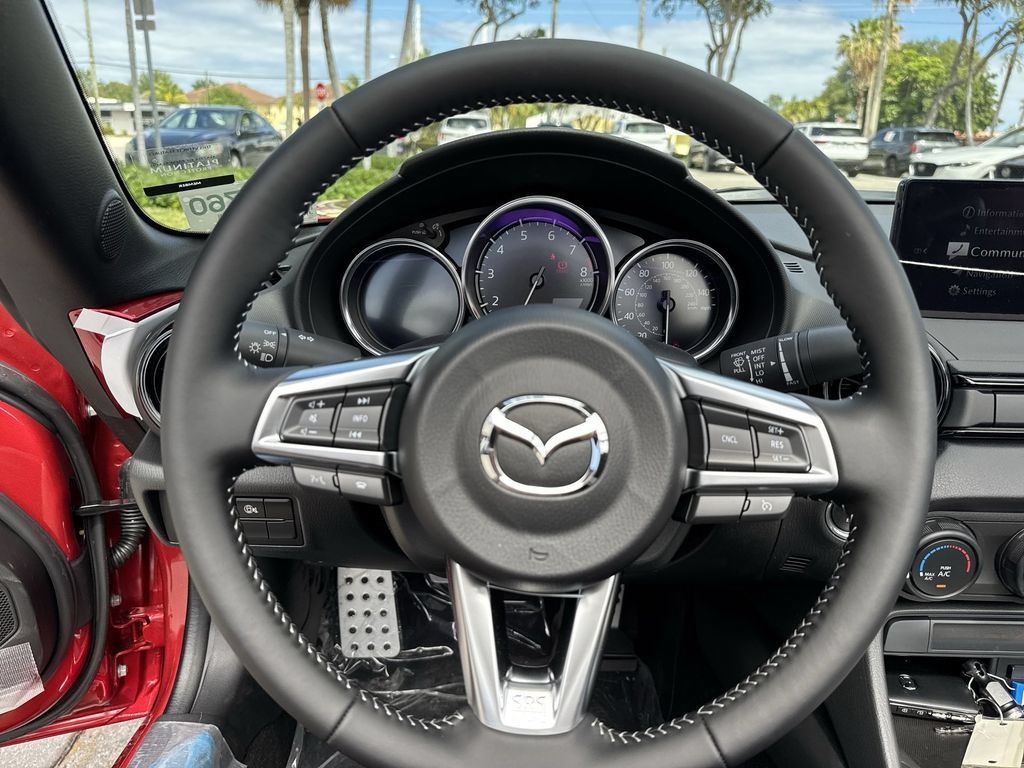 New 2026 MAZDA MX-5 Miata Club w/ Interior Package RWD image 46
