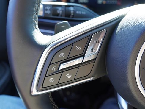 Certified 2025 Buick Enclave Preferred image 34