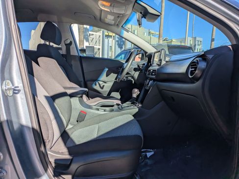 Used 2021 Hyundai Kona SEL image 20