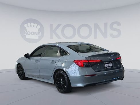 Used 2024 Honda Civic Sport image 11