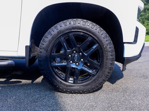 Used 2021 Chevrolet Silverado 1500 Custom w/ Rally Edition AWD/4WD image 26