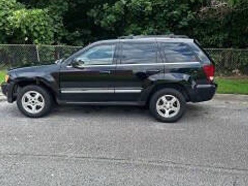 Used 2005 Jeep Grand Cherokee Limited image 5