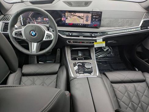 Used 2026 BMW X5 xDrive40i w/ M Sport Package AWD/4WD image 16