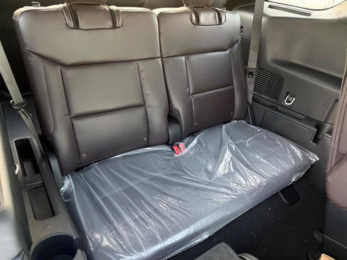 New 2026 Ford Explorer Platinum image 6