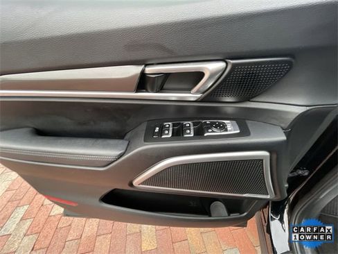 Used 2023 Kia Telluride LX image 11