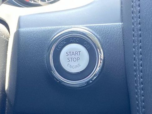 Used 2022 Nissan Armada SV RWD image 13
