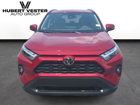 Used 2025 Toyota RAV4 XLE Premium FWD image 3