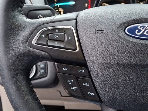 Used 2018 Ford Escape Titanium AWD/4WD image 22