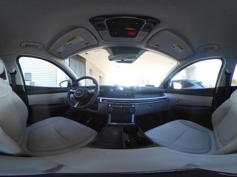 Used 2025 Hyundai Tucson Blue image 42