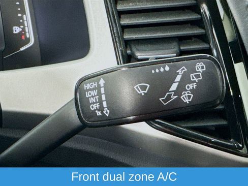 Used 2021 Volkswagen Atlas SEL Premium image 14