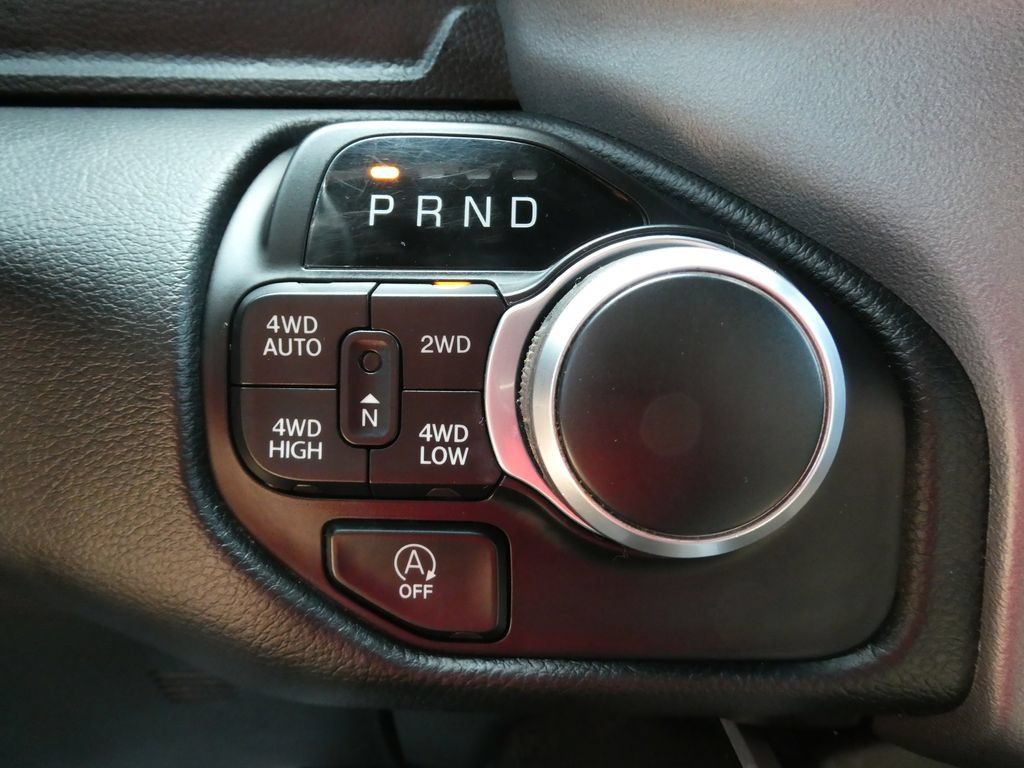 Used 2020 RAM 1500 Big Horn AWD/4WD image 25