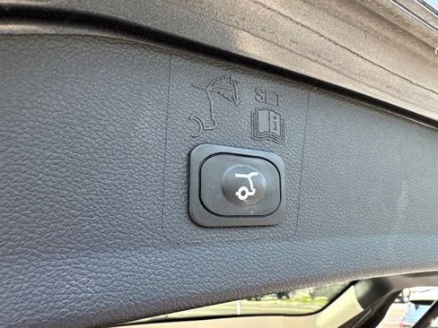 Used 2019 Ford Escape SEL AWD/4WD image 8