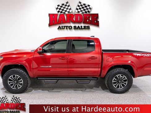 Used 2023 Toyota Tacoma TRD Sport w/ Technology Package AWD/4WD image 1