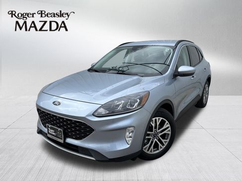Used 2022 Ford Escape SEL image 1