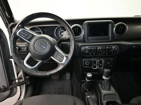 Used 2020 Jeep Gladiator Sport w/ Quick Order Package 24S AWD/4WD image 18