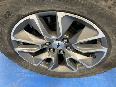 Used 2021 Chevrolet Silverado 1500 RST w/ Z71 Off-Road Package image 10