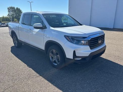 Used 2023 Honda Ridgeline RTL image 2