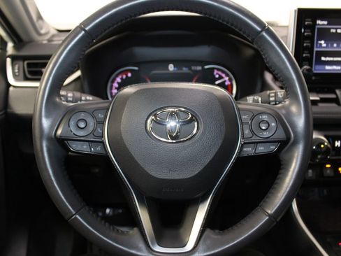 Used 2020 Toyota RAV4 Limited image 36