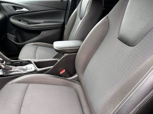 Certified 2021 Buick Encore GX Select w/ Sport Touring Package image 15