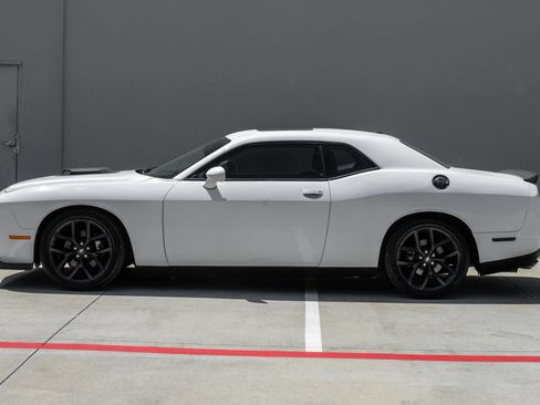 Used 2020 Dodge Challenger R/T w/ Blacktop Package RWD image 16