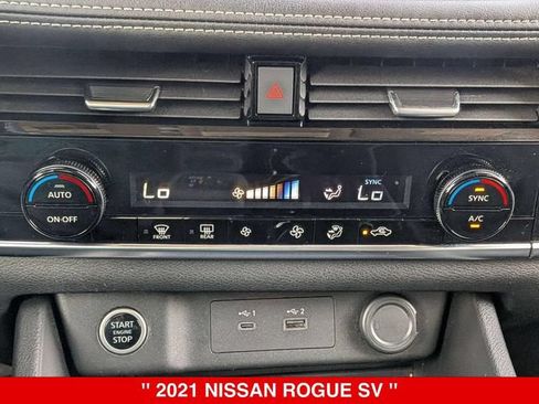 Used 2021 Nissan Rogue SV AWD/4WD image 26