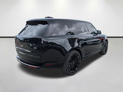 Used 2023 Land Rover Range Rover SE AWD/4WD image 4