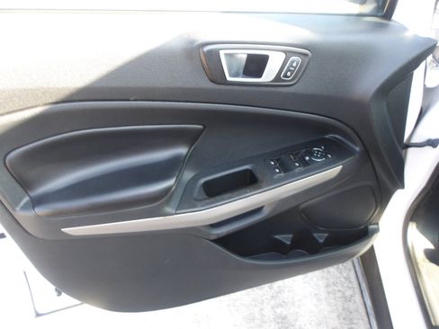 Used 2019 Ford EcoSport Titanium image 18