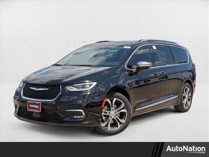 New 2026 Chrysler Pacifica Pinnacle