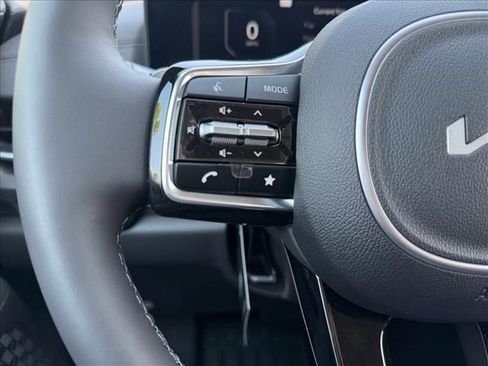 New 2026 Kia Carnival SX FWD image 27
