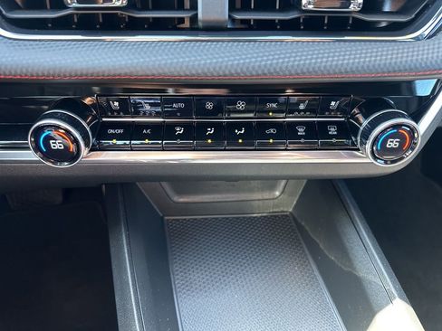 Used 2025 Chevrolet Equinox RS w/ Convenience Package III image 5