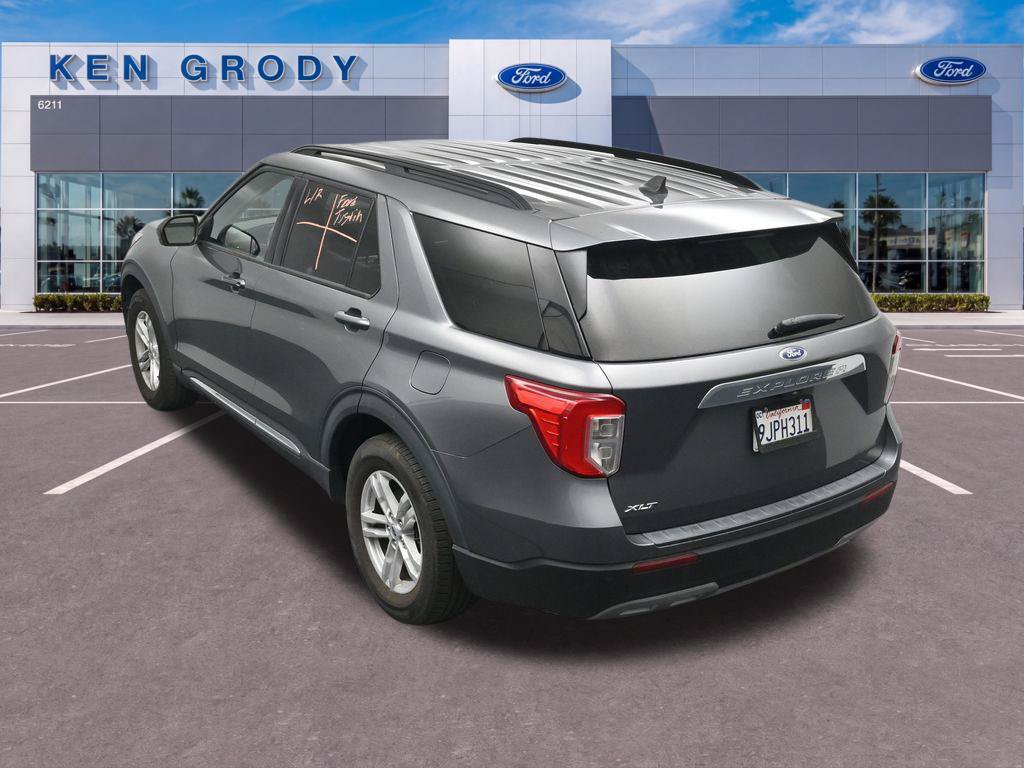 Used 2023 Ford Explorer XLT w/ Equipment Group 202A RWD image 15