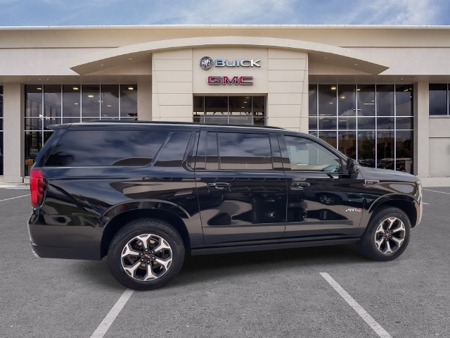 Certified 2025 GMC Yukon XL AT4 Ultimate AWD/4WD image 15